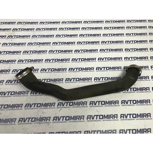 Патрубок интеркулера Peugeot 308 1.6BlueHDI 2013-2021 9673587180